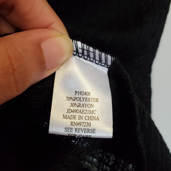 Ruched Black Top - Picture 10 of 10